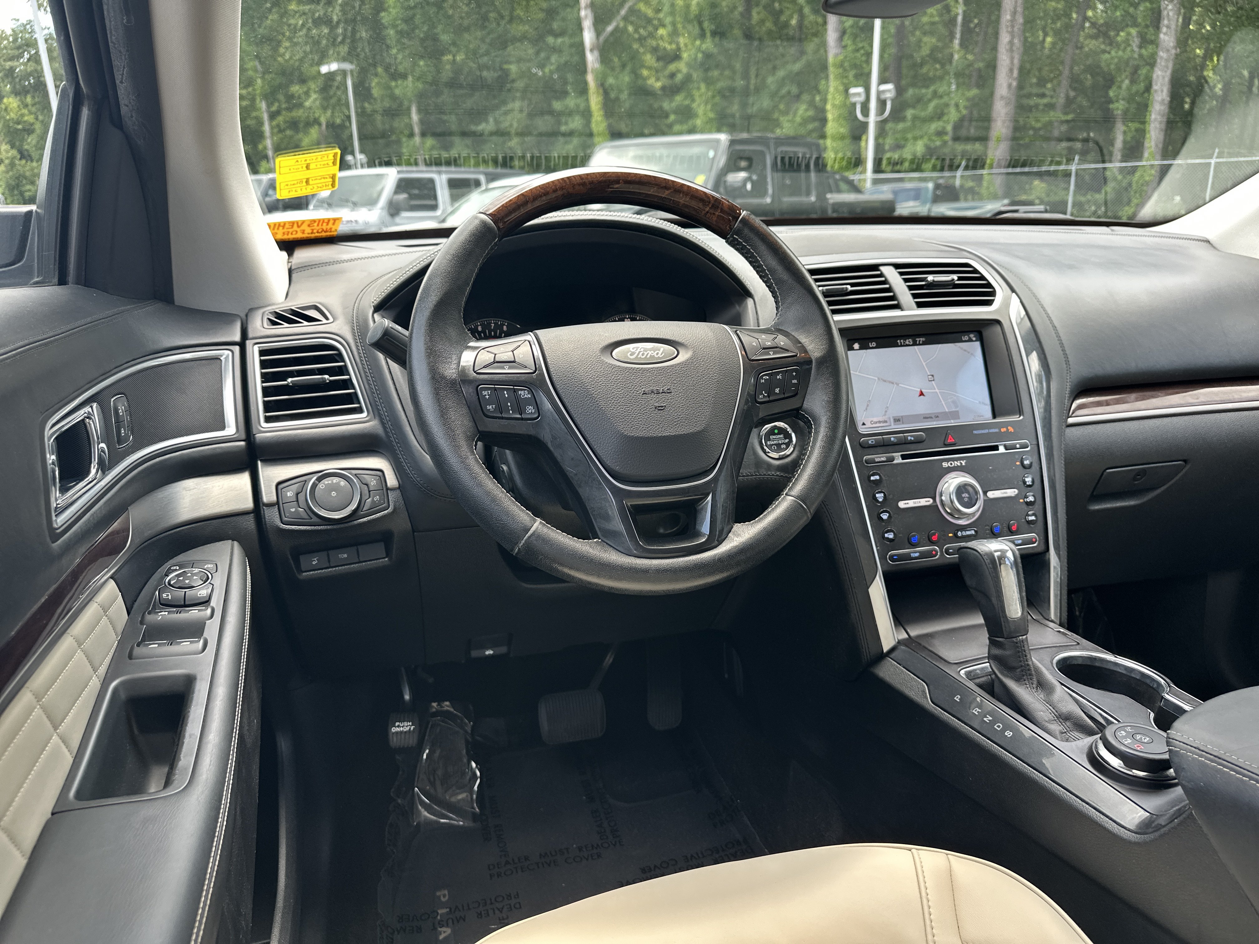 Used 2017 Ford Explorer Platinum AWD/4WD image 26