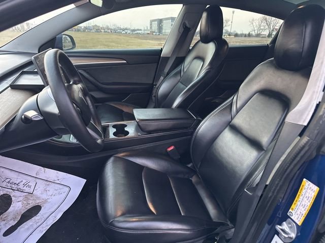 Used 2021 Tesla Model 3 Standard Range Plus image 19