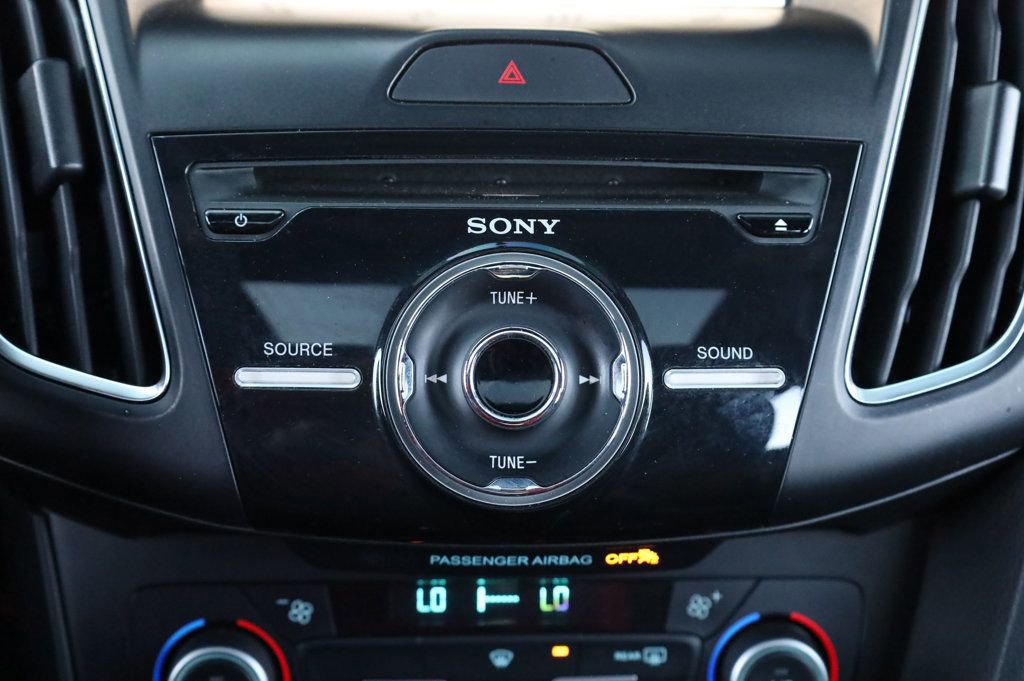 Used 2018 Ford Focus ST w/ Equipment Group 401A image 37