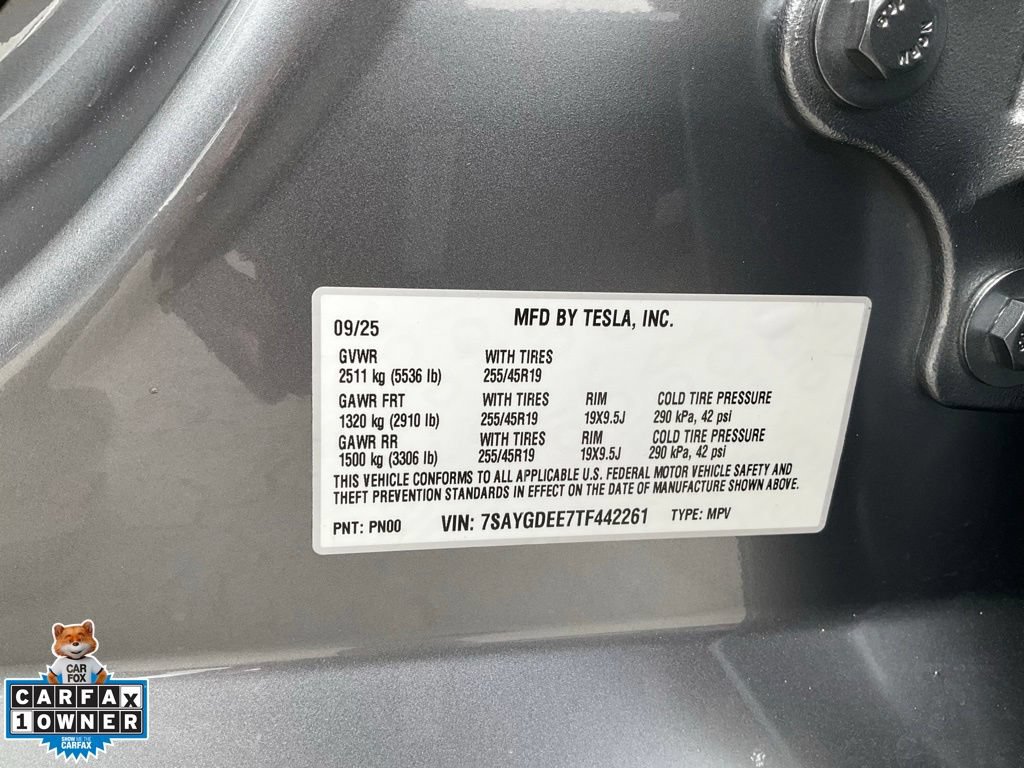 Used 2026 Tesla Model Y Long Range AWD/4WD image 23