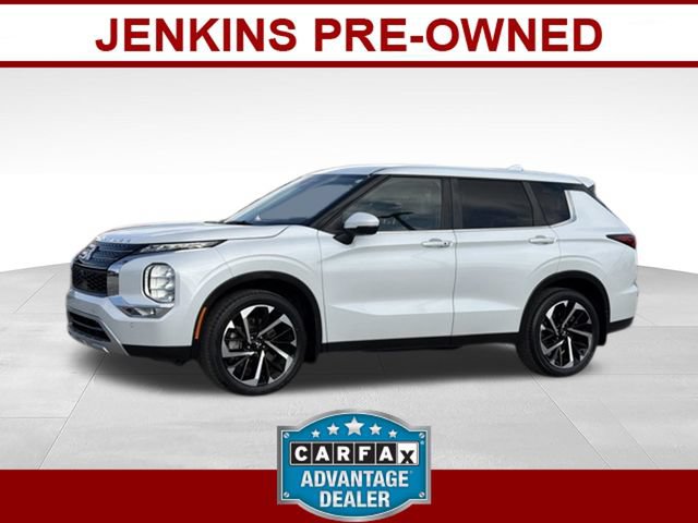 Used 2023 Mitsubishi Outlander SE