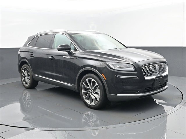 Used 2023 Lincoln Nautilus Reserve w/ Luxury Package image 3