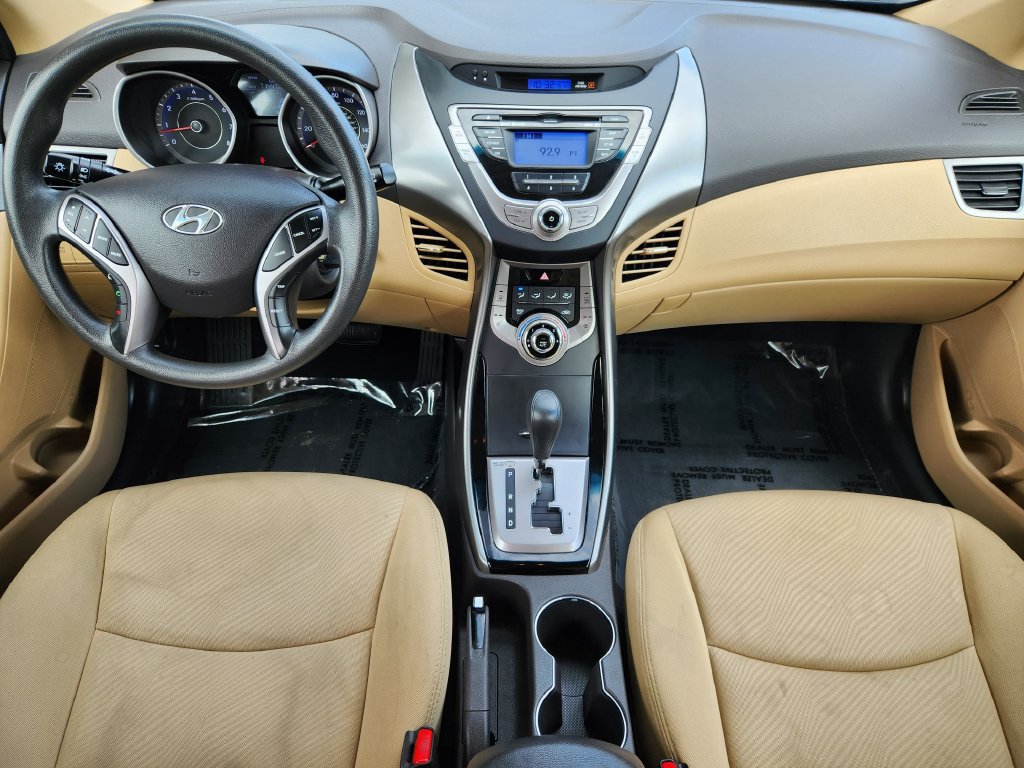 Used 2013 Hyundai Elantra GLS w/ Preferred Pkg FWD image 16