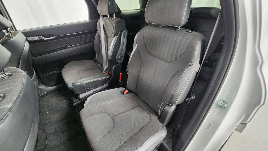 Used 2025 Hyundai Palisade Calligraphy AWD/4WD image 12