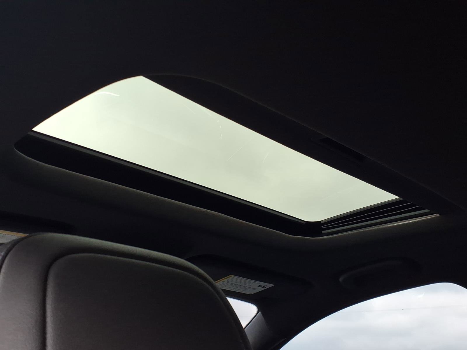 Used 2025 Buick Envista Sport Touring w/ Experience Buick Package image 12