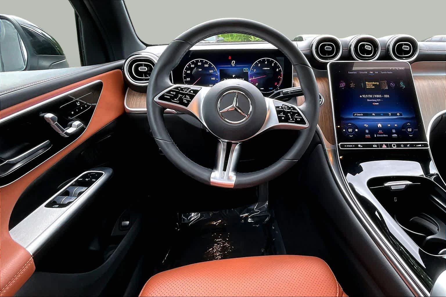 Certified 2024 Mercedes-Benz GLC 300 4MATIC image 6
