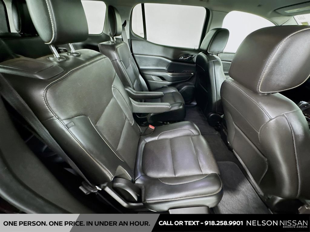 Used 2019 GMC Acadia SLT w/ Black Edition image 29