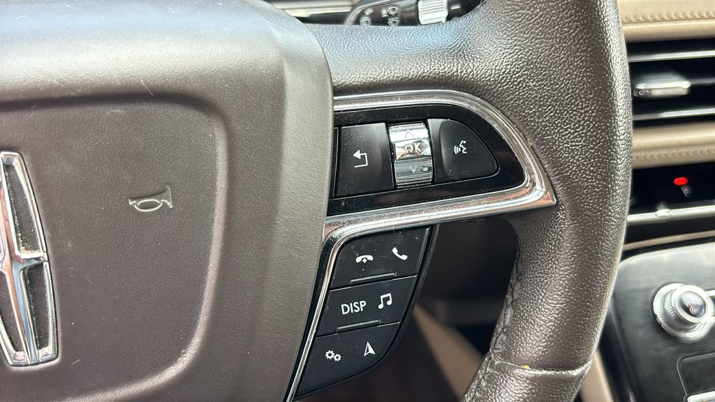 Used 2021 Lincoln Nautilus AWD image 16