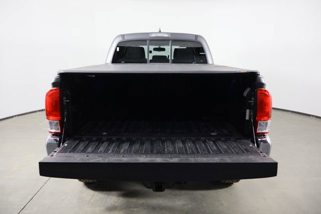 Used 2016 Toyota Tacoma SR5 image 17