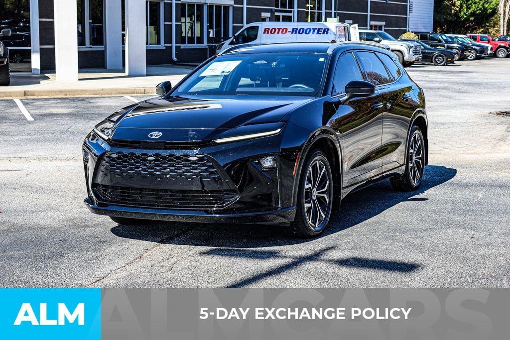 Used 2025 Toyota Crown Signia image 4