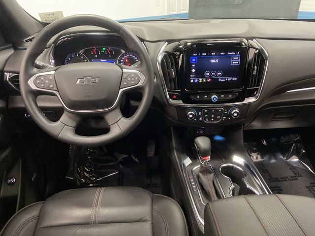 Used 2023 Chevrolet Traverse RS image 5
