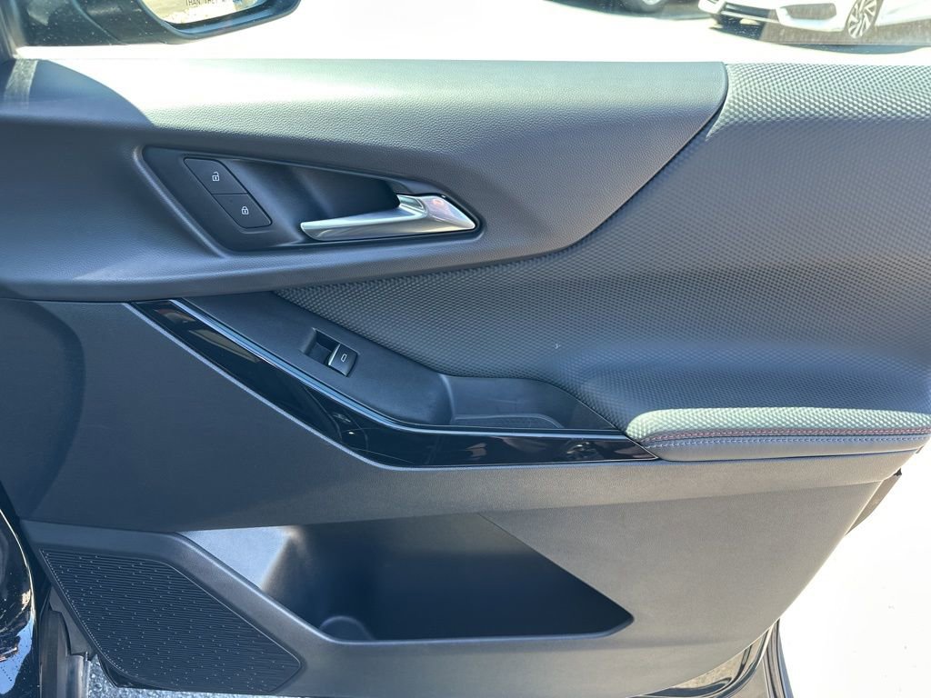 Used 2025 Chevrolet Equinox RS w/ Convenience Package III AWD/4WD image 33