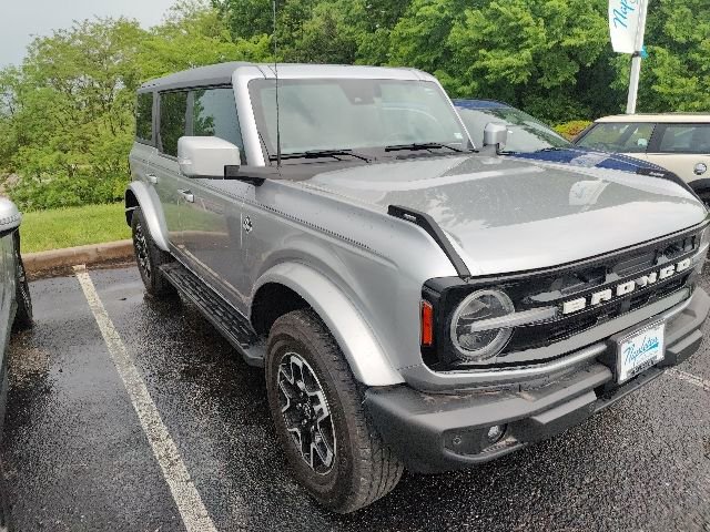 Used 2024 Ford Bronco Outer Banks AWD/4WD image 17