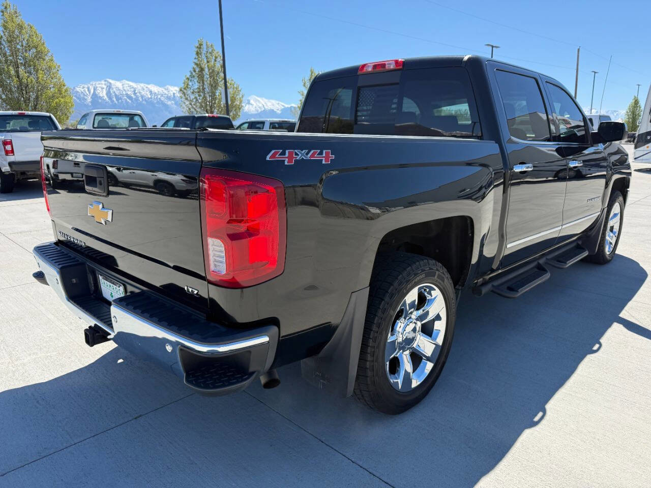 Used 2016 Chevrolet Silverado 1500 LTZ w/ LTZ Plus Package image 3