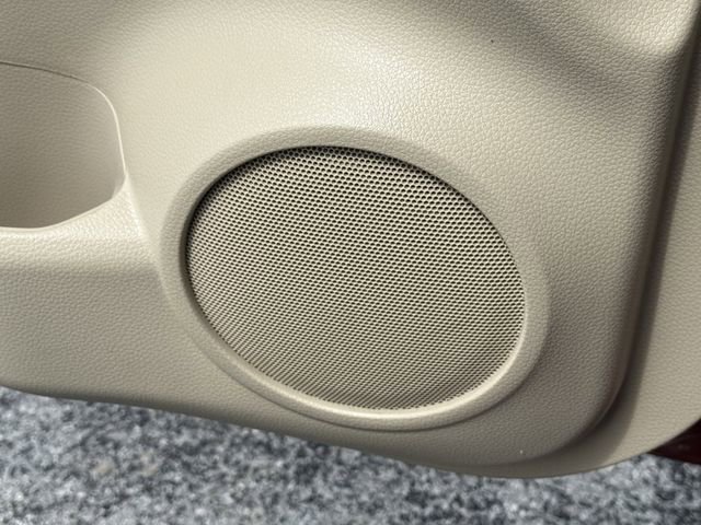 Used 2016 Nissan Rogue SL w/ SL Premium Package FWD image 26