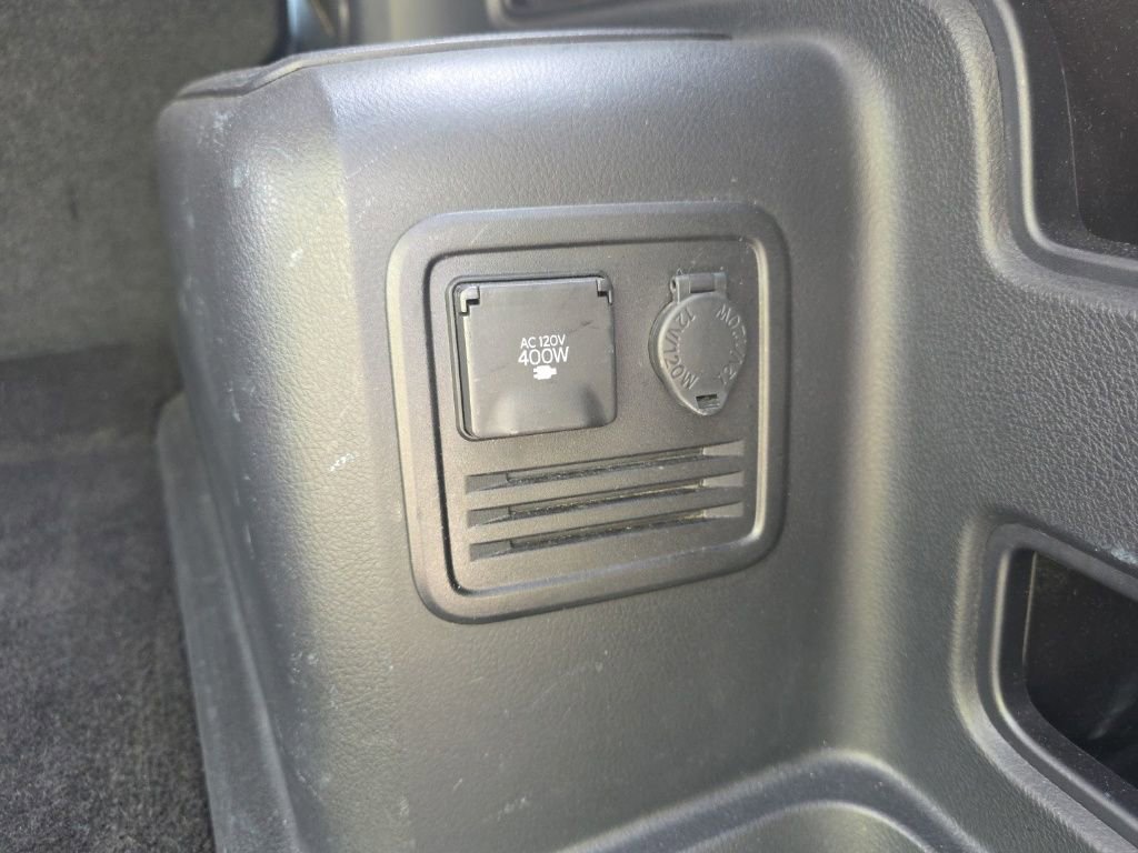 Used 2024 Toyota 4Runner SR5 AWD/4WD image 34