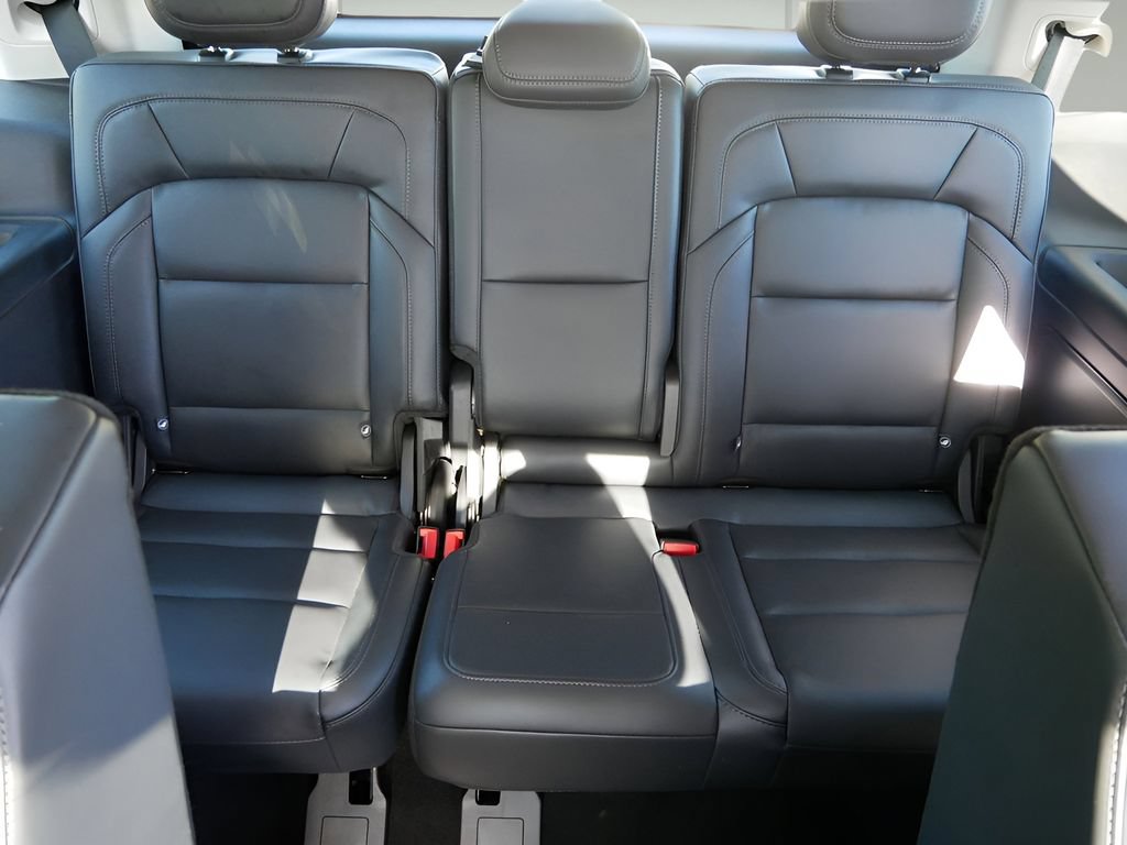 Used 2025 Lincoln Navigator Reserve AWD/4WD image 16