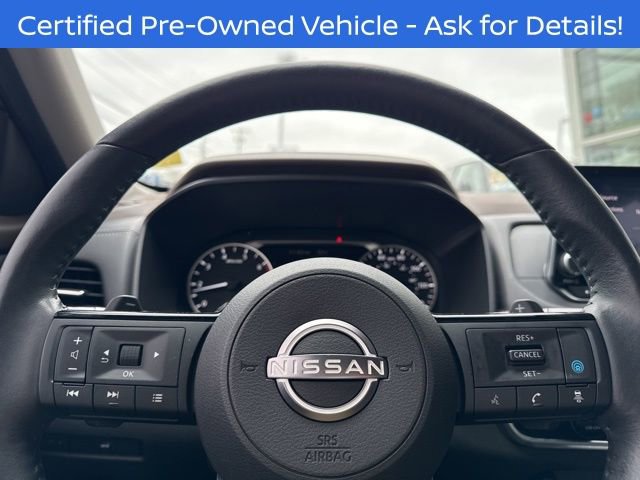 Used 2022 Nissan Rogue SV w/ SV Premium Package image 11