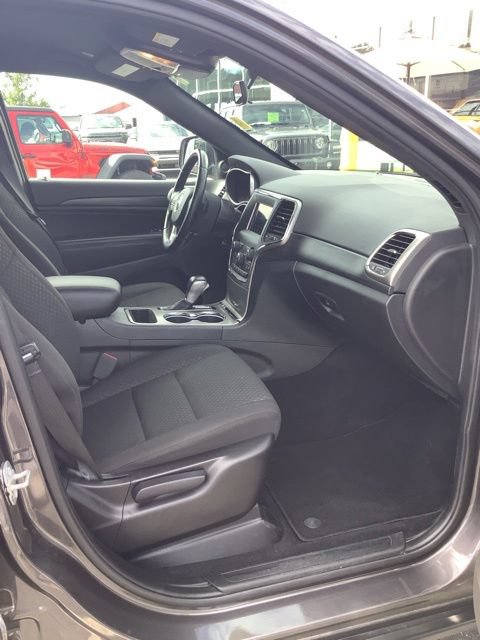 Certified 2021 Jeep Grand Cherokee Laredo AWD/4WD image 18