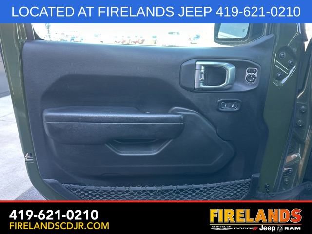 Used 2023 Jeep Gladiator Willys image 18