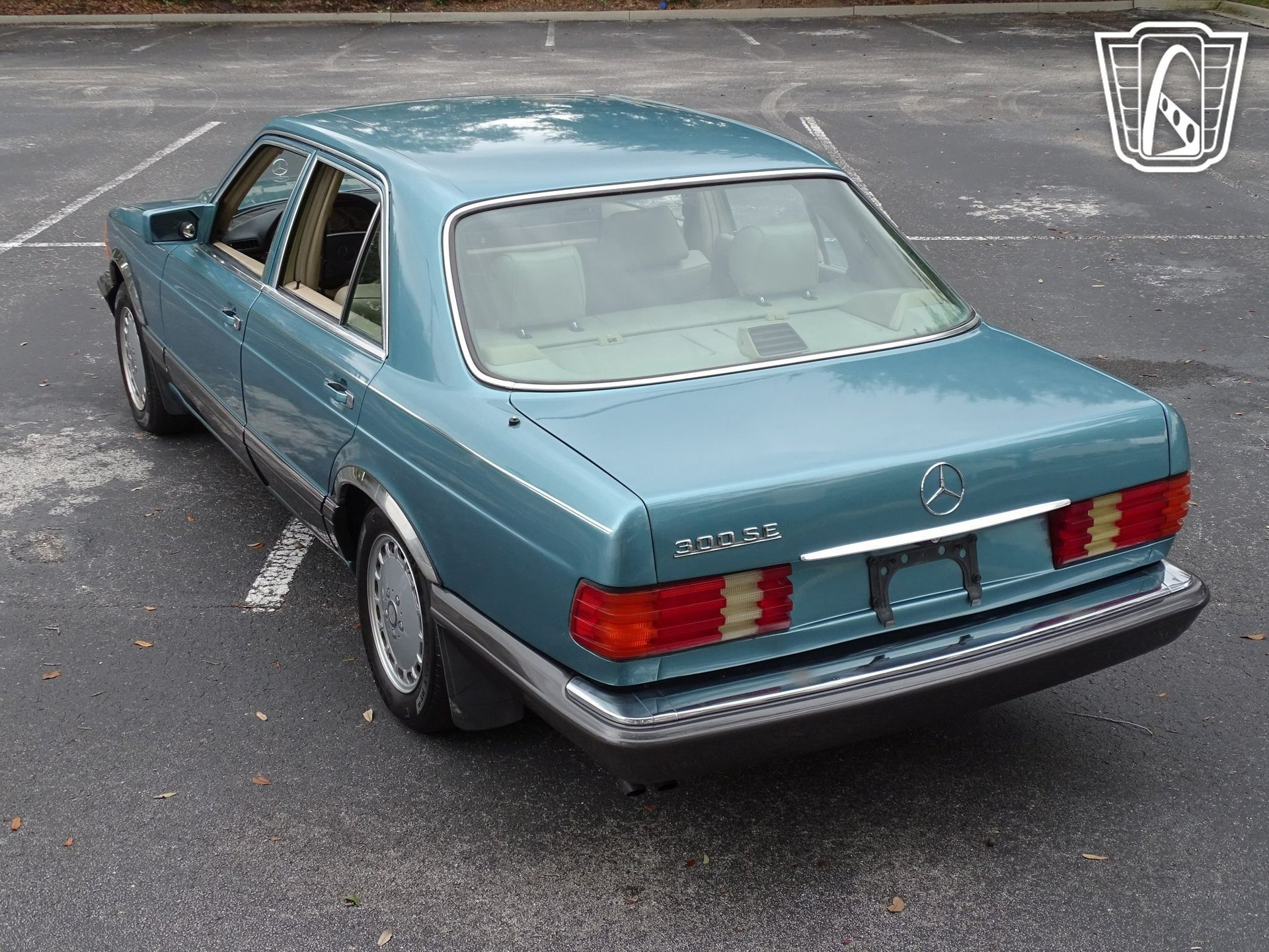 Used 1991 Mercedes-Benz 300 SE image 14