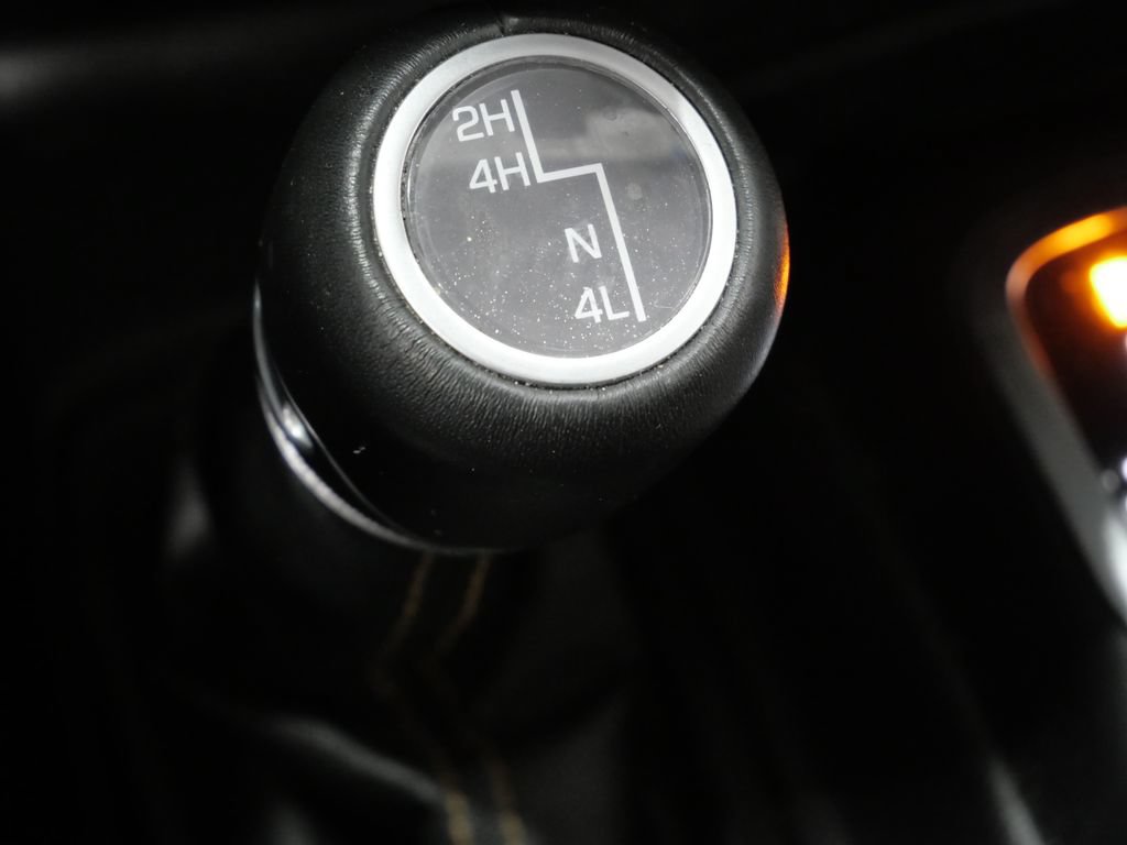 Certified 2023 Jeep Gladiator Overland AWD/4WD image 22