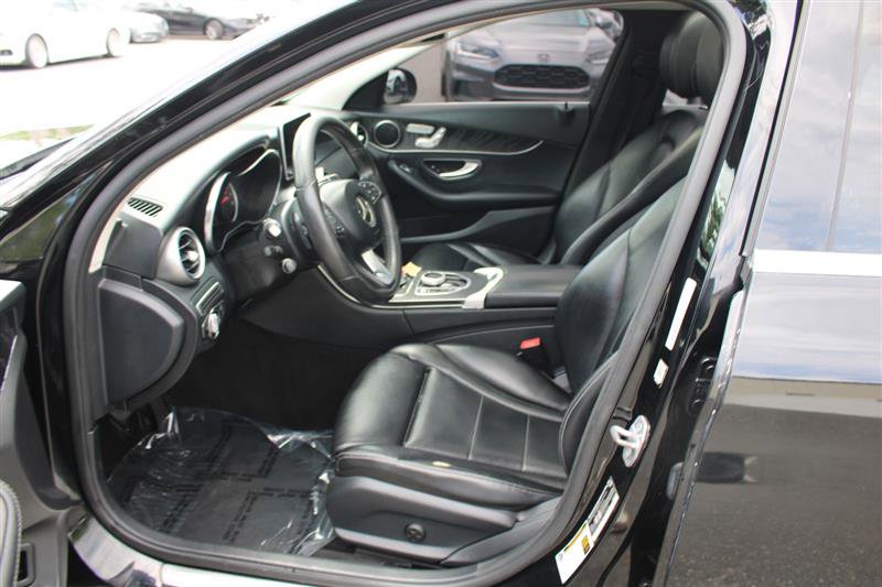 Used 2017 Mercedes-Benz C 300 4MATIC Sedan image 10