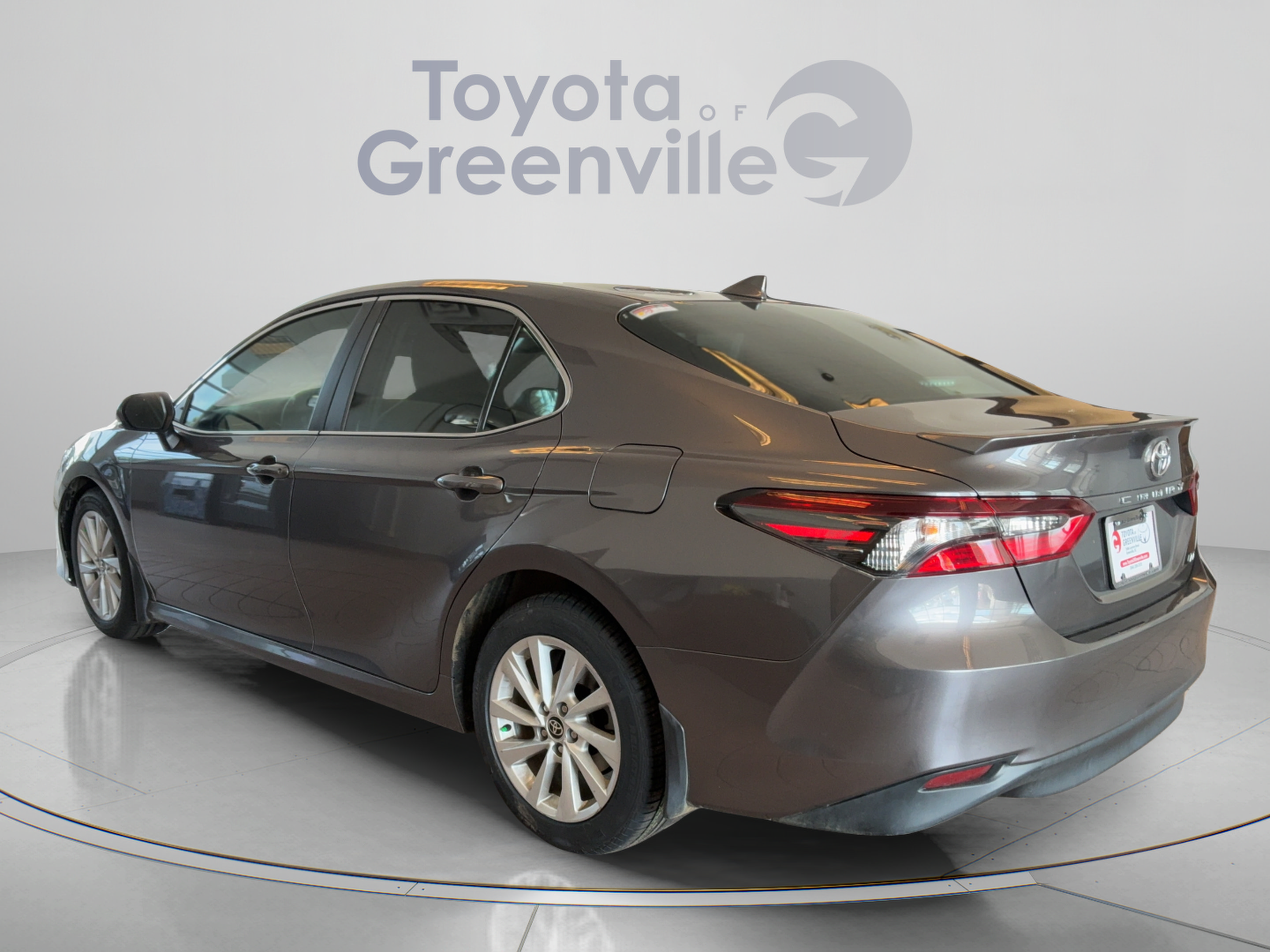 Certified 2023 Toyota Camry LE FWD image 4