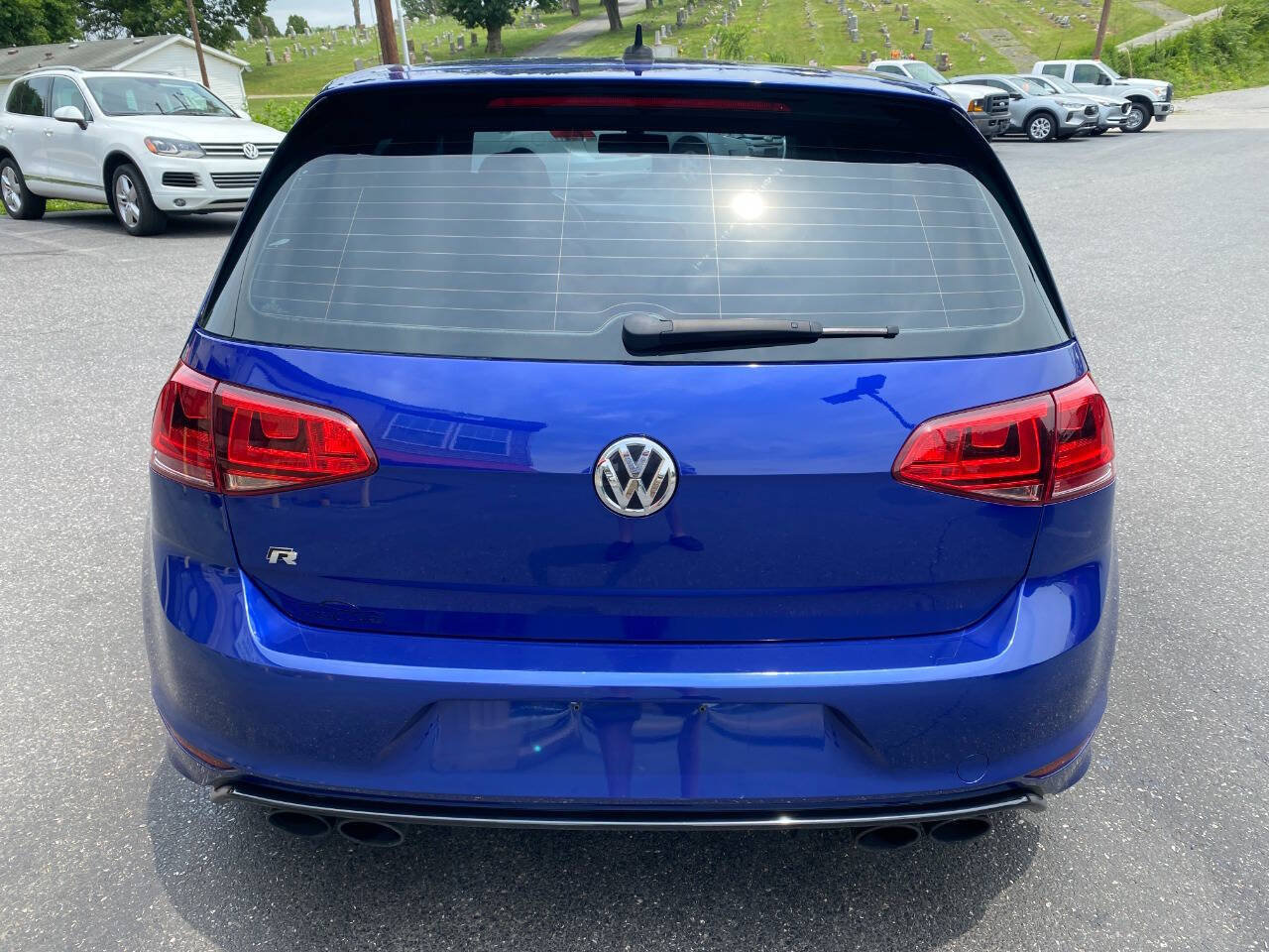 Used 2016 Volkswagen Golf 4-Door AWD/4WD image 4