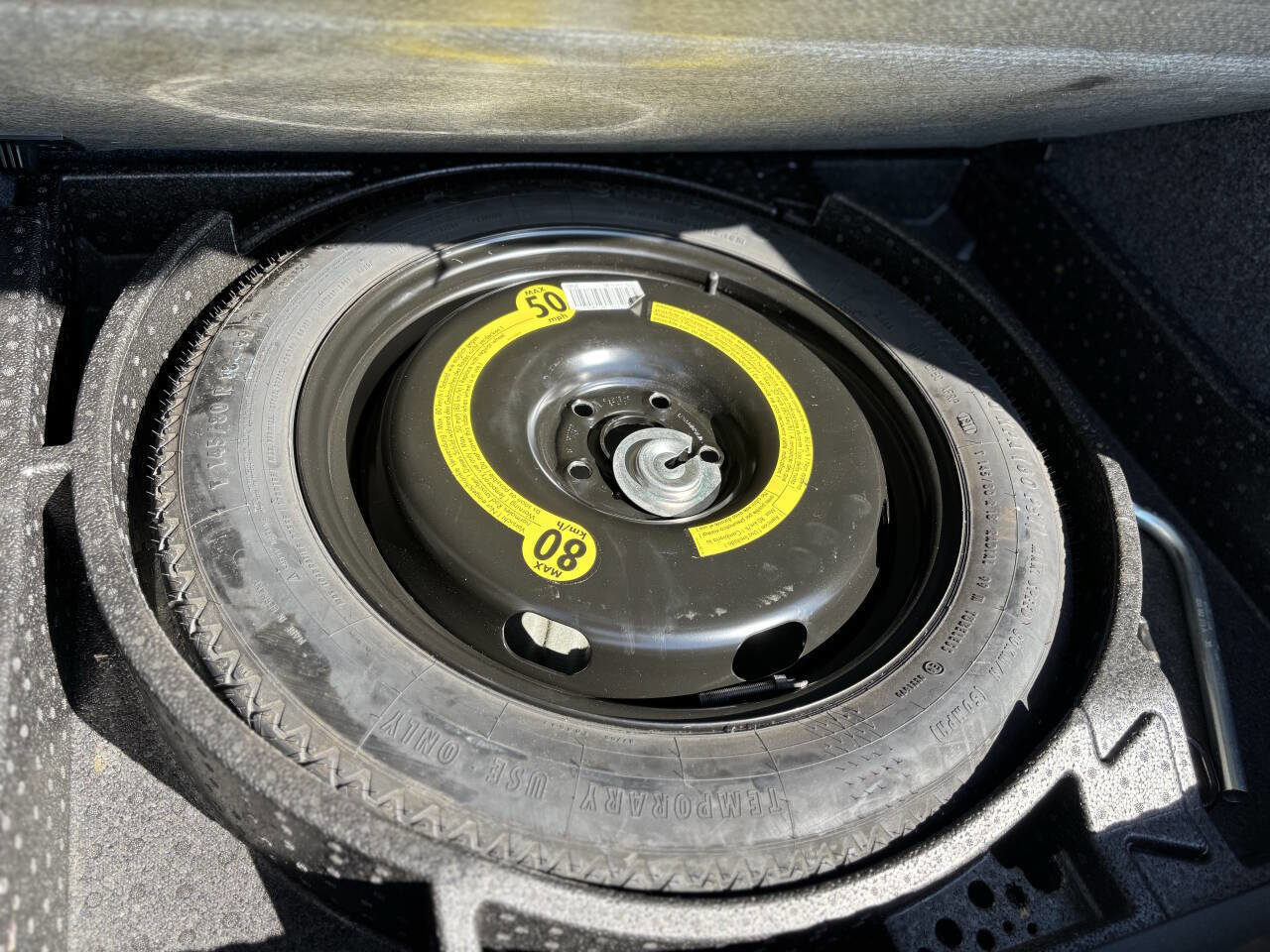 Used 2011 Volkswagen Tiguan S image 14