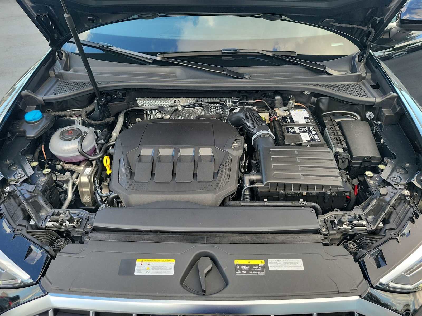 New 2025 Audi Q3 2.0T Premium image 13