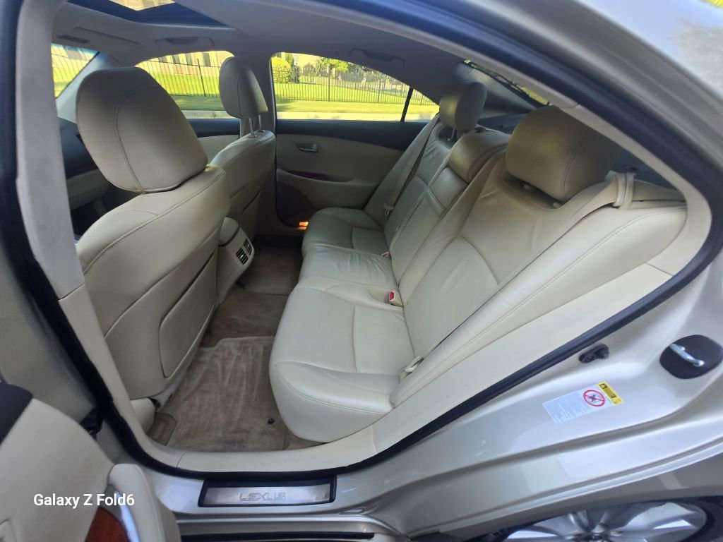 Used 2011 Lexus ES 350 image 11