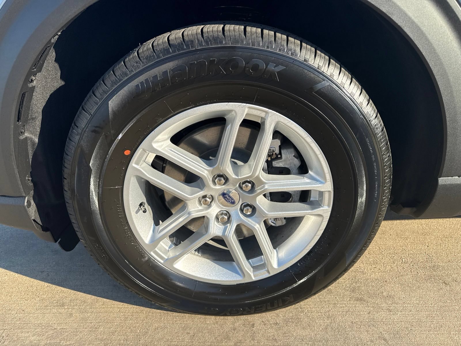 New 2026 Ford Explorer Active w/ Active Comfort Package RWD image 10
