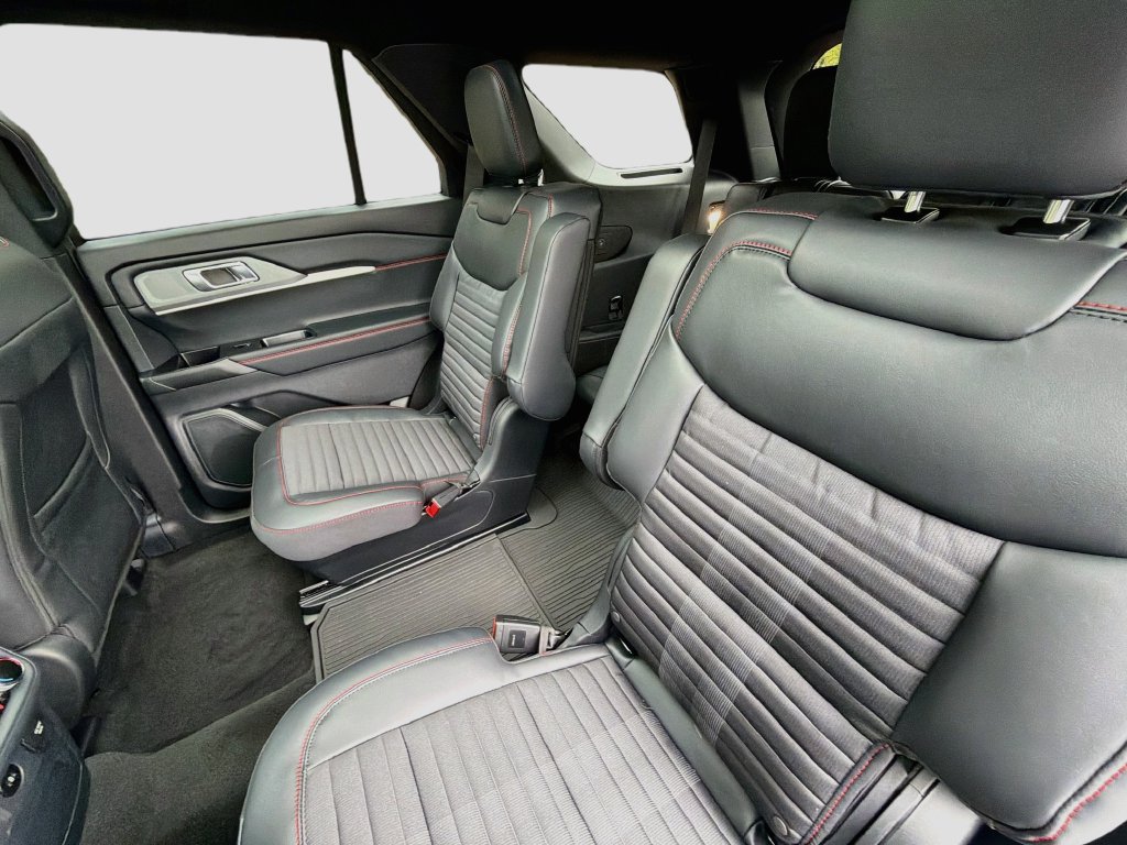 New 2027 Ford Explorer ST-Line AWD/4WD image 28