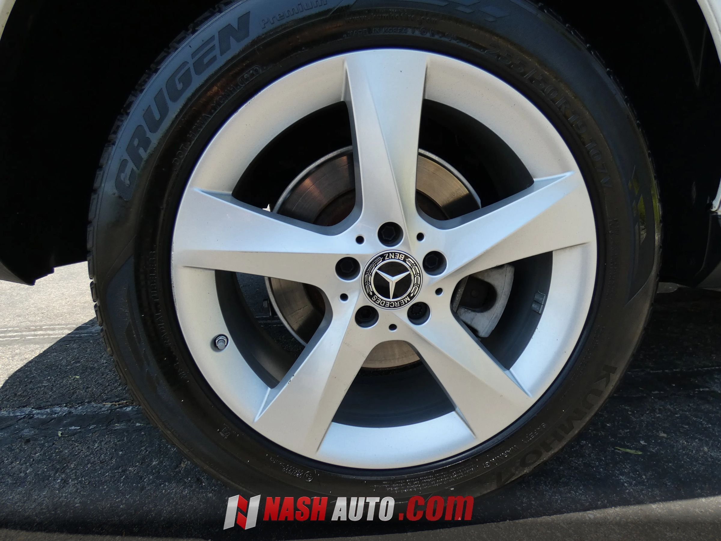 Used 2018 Mercedes-Benz GLE 350 4MATIC image 16