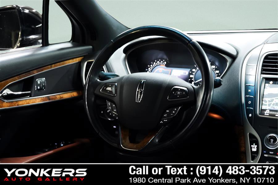 Used 2017 Lincoln MKX Reserve w/ Lincoln MKX Climate Package image 38