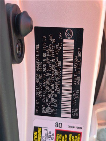 Used 2025 Lexus ES 300h w/ Premium Package FWD image 25