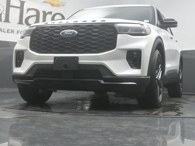 Used 2025 Ford Explorer ST-Line w/ ST-Line Street Pack AWD/4WD image 58