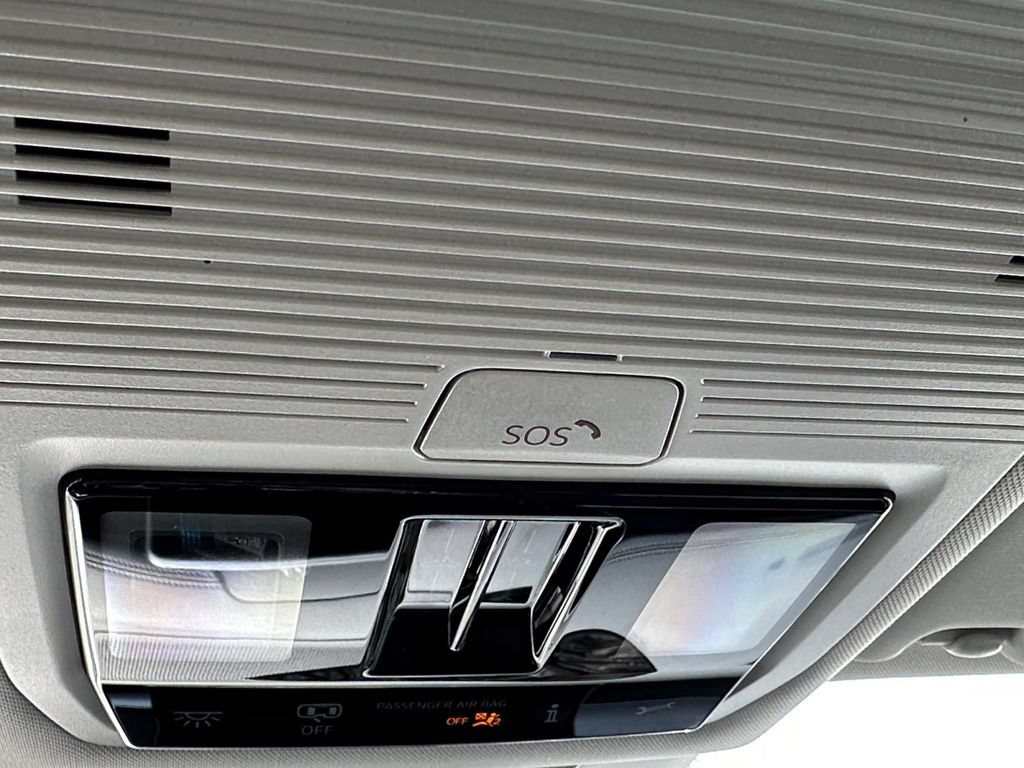 New 2026 Volkswagen Tiguan SE AWD/4WD image 18