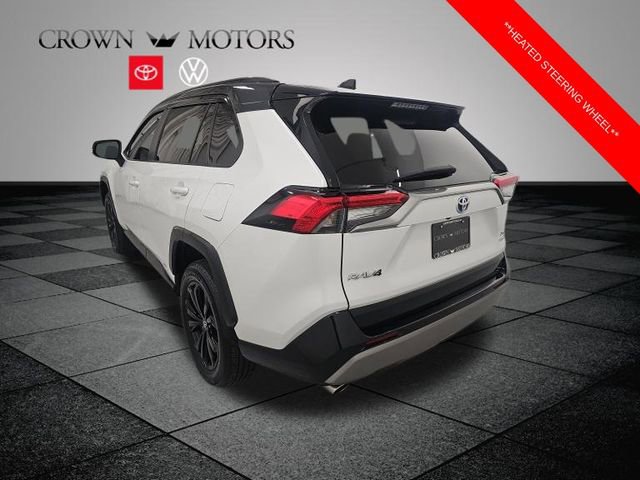 Used 2023 Toyota RAV4 XSE AWD/4WD image 4