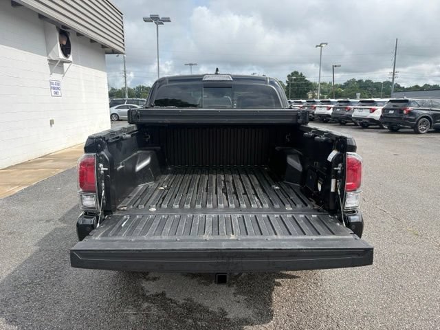 Used 2022 Toyota Tacoma Limited AWD/4WD image 30