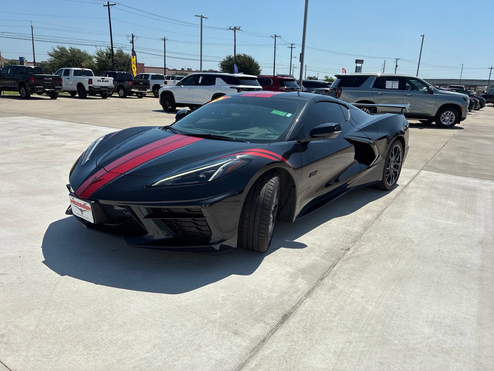 Used 2023 Chevrolet Corvette Stingray Premium Cpe RWD image 3