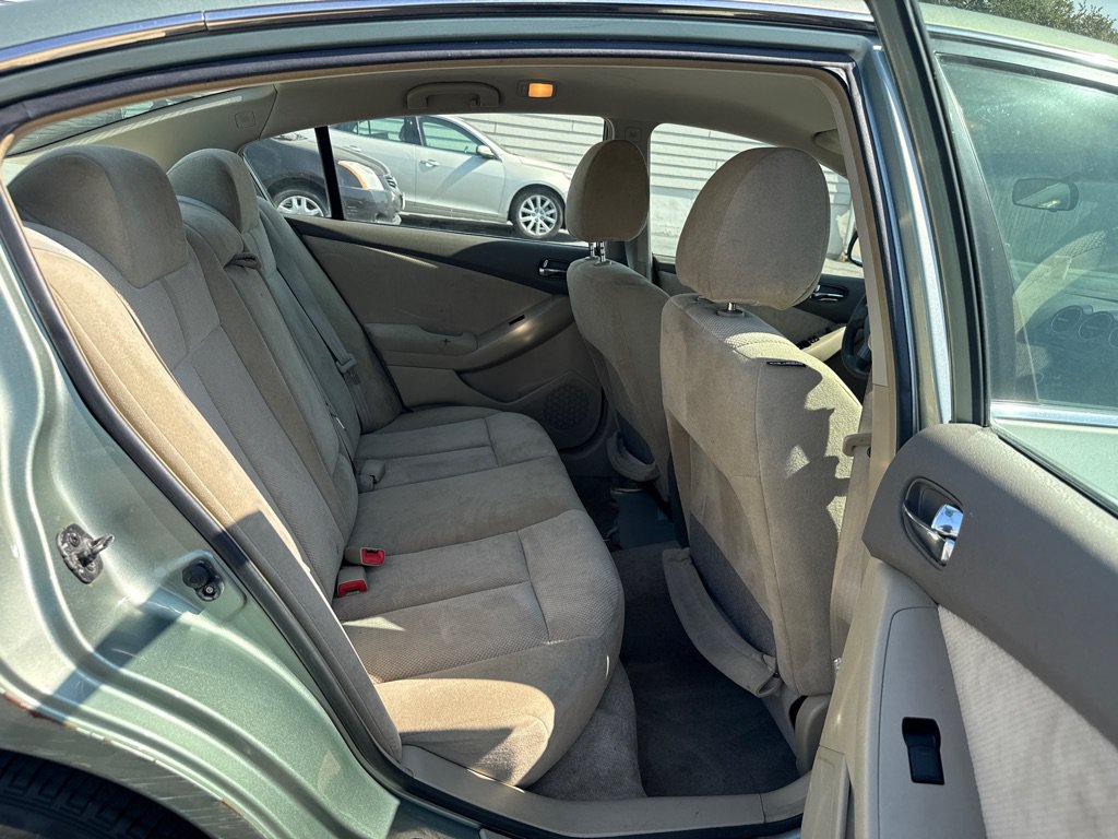Used 2008 Nissan Altima 2.5 S w/ Emergency Aid Pkg FWD image 11