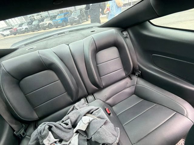 Used 2015 Ford Mustang Premium RWD image 16