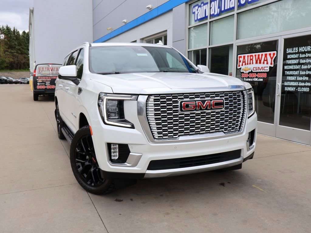 Used 2023 GMC Yukon XL Denali w/ Max Trailering Package AWD/4WD image 45