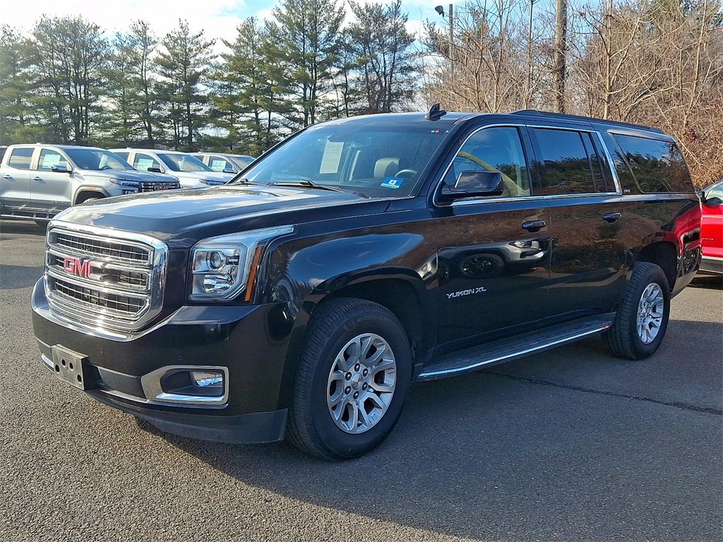 Certified 2018 GMC Yukon XL SLT image 3