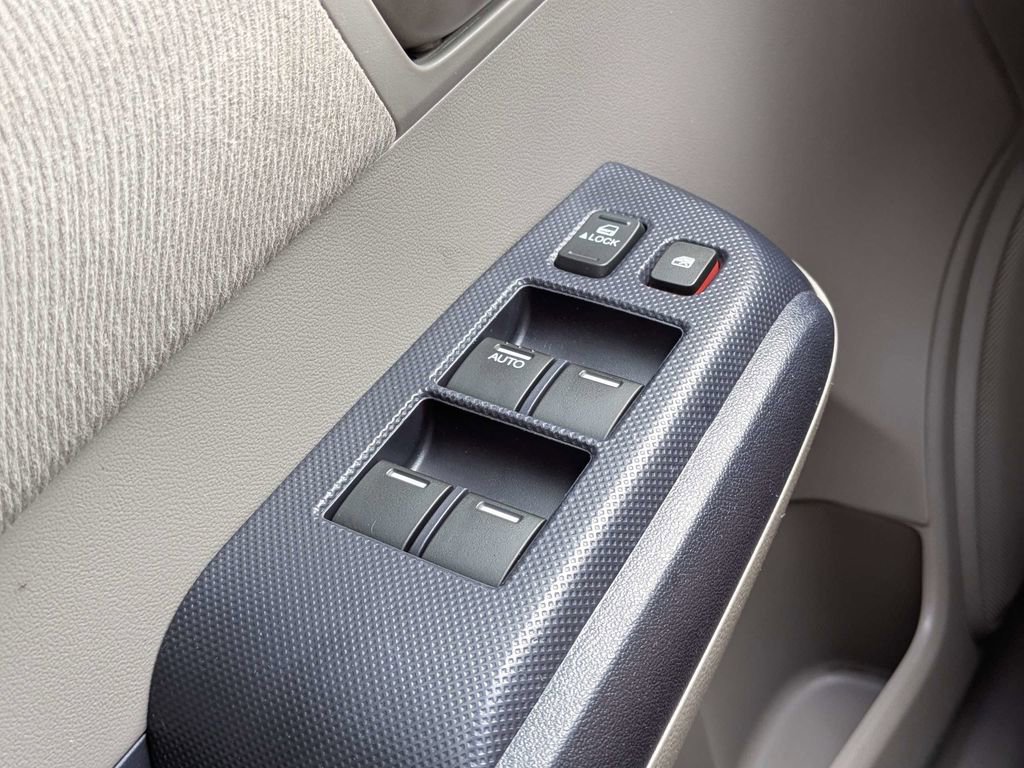 Used 2010 Honda Insight EX image 22