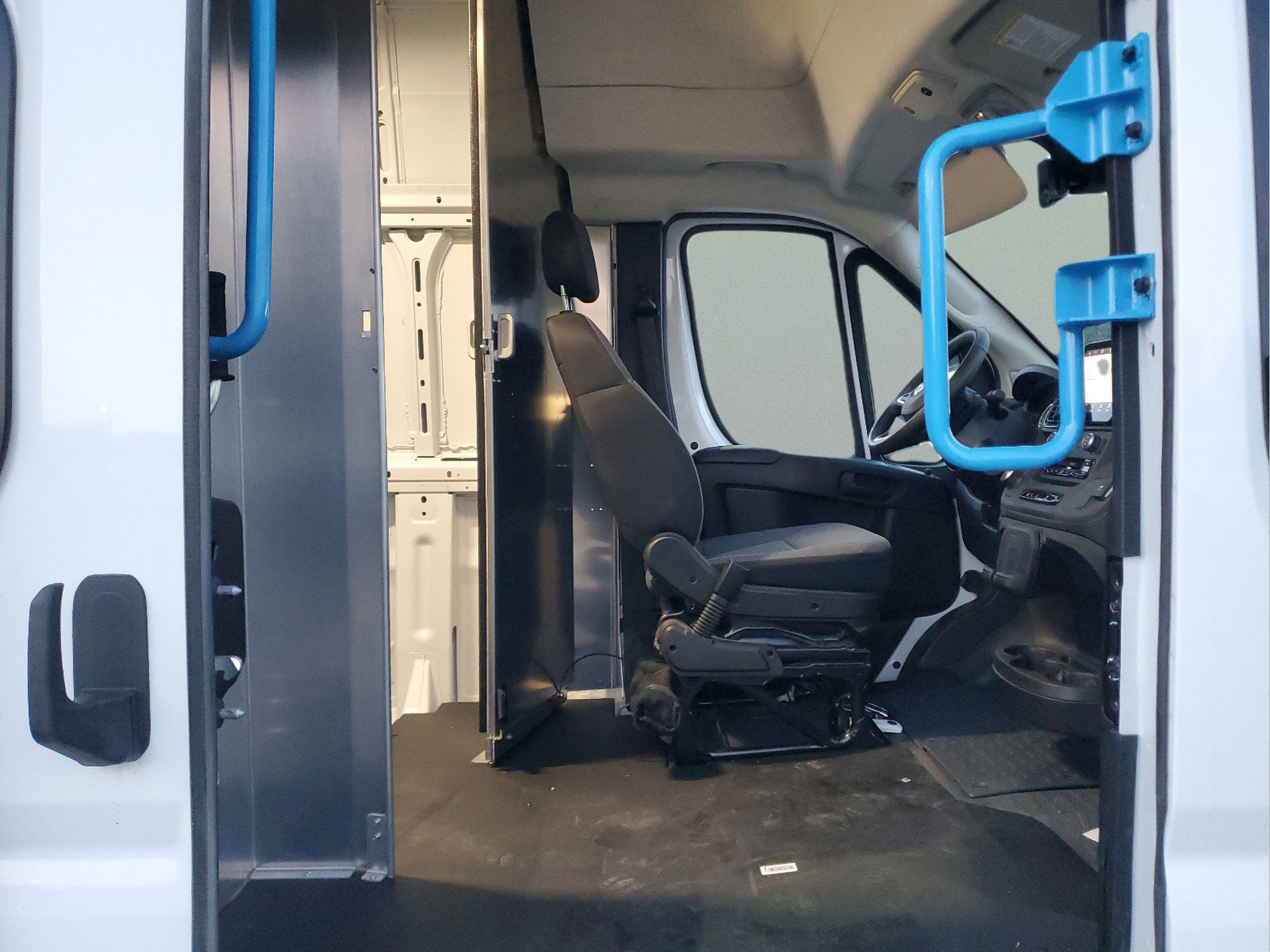 New 2025 RAM ProMaster 3500 FWD image 14
