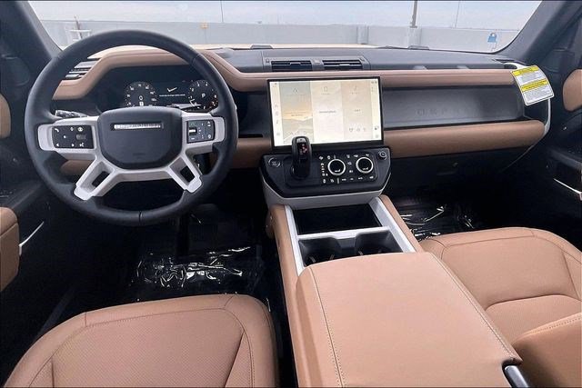 New 2026 Land Rover Defender 110 X-Dynamic SE image 5