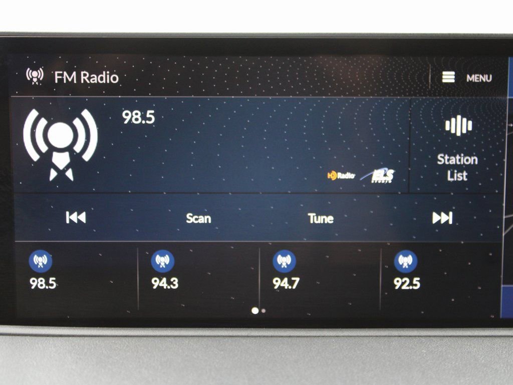 Used 2023 Acura MDX SH-AWD w/ Technology Package image 18